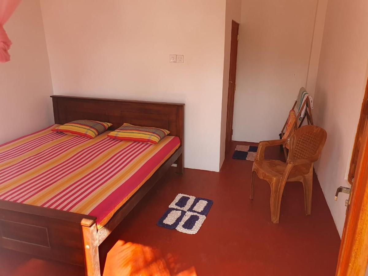Chandi Gaya Beach Guesthouse Tangalle Kültér fotó