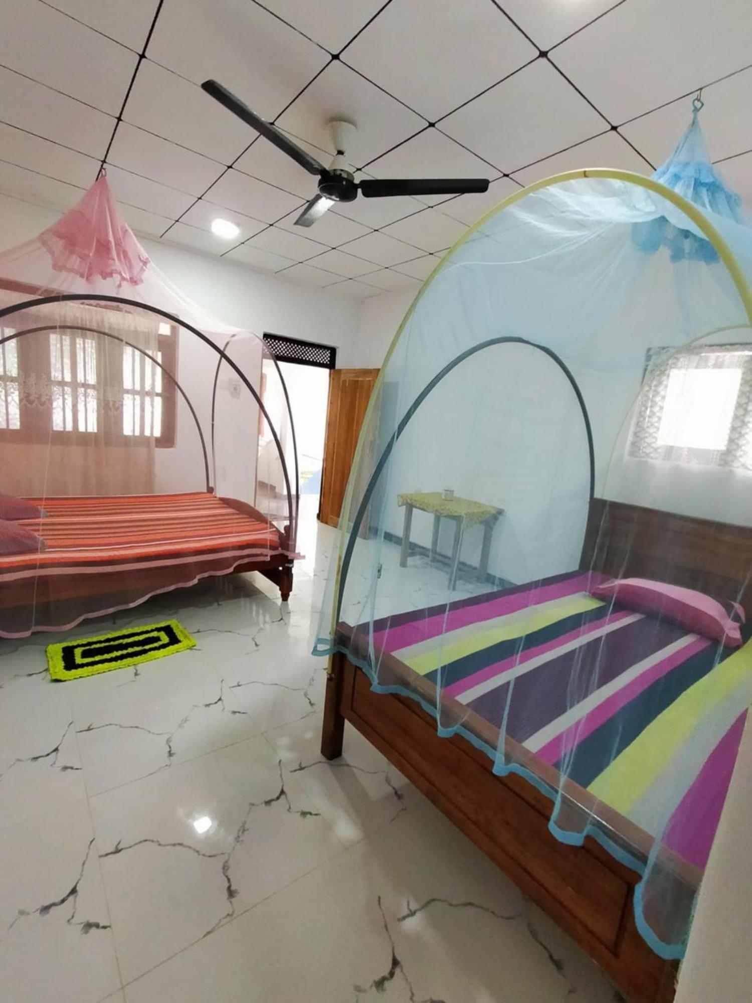 Chandi Gaya Beach Guesthouse Tangalle Szoba fotó
